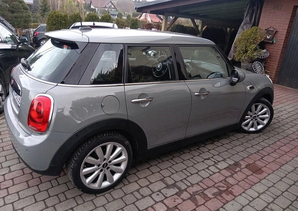 MINI Cooper cena 64700 przebieg: 67100, rok produkcji 2017 z Gołańcz małe 667